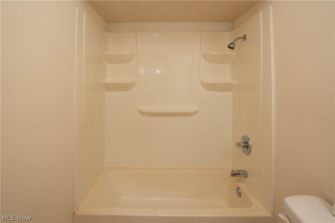 L W Halls Add - Residential