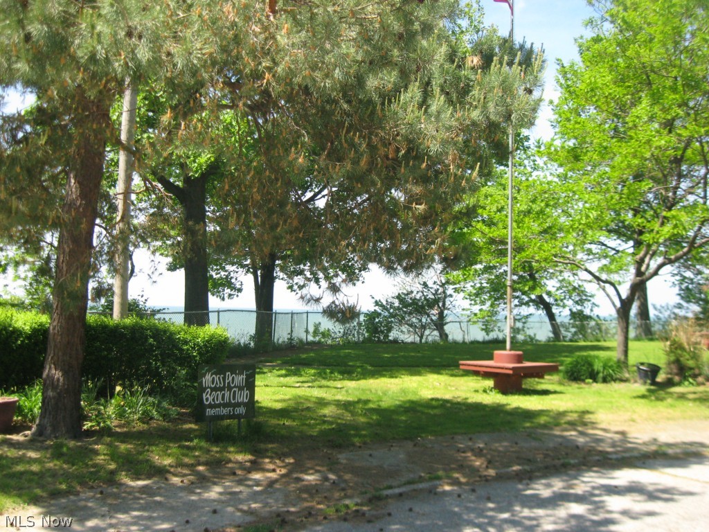 Moss Point - Residential