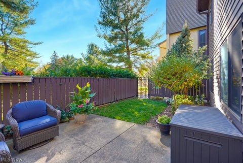 Tiny photo for 657 Hampton Ridge Drive, Akron, OH 44313 (MLS # 5256847)