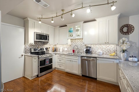 Tiny photo for 657 Hampton Ridge Drive, Akron, OH 44313 (MLS # 5256847)