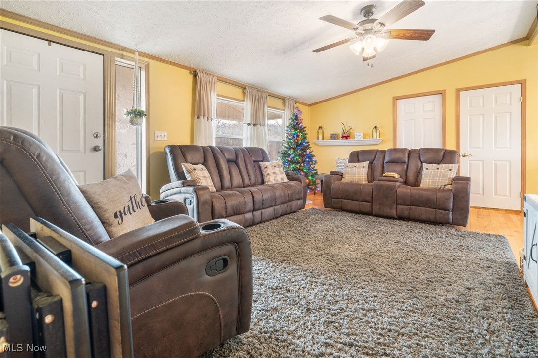 53690 Township Road 178, Fresno, Ohio image 8