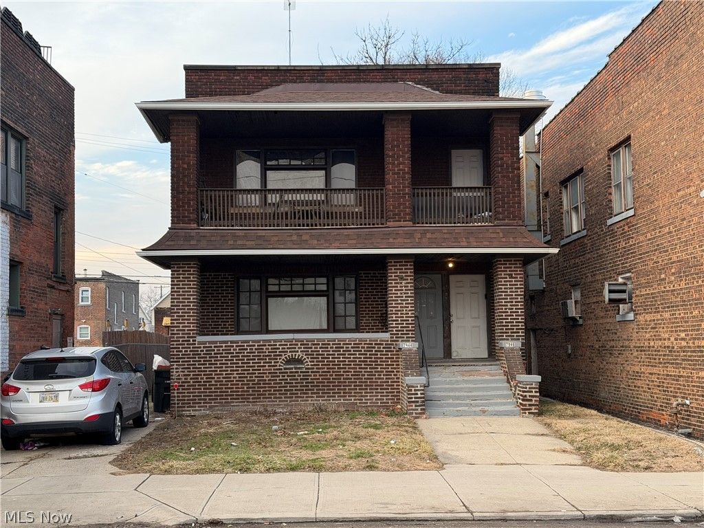 Photo of 7944 Lorain Avenue, Cleveland, OH 44102 (MLS # 5191122)