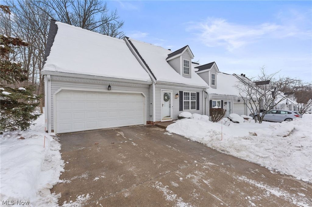 Photo of 7034 Rushmore Way, Concord, OH 44077 (MLS # 5185191)