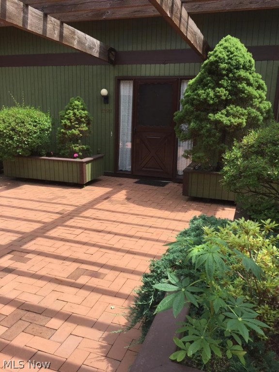 Tanglewood Villas Condo - Residential