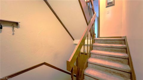 Tiny photo for 144 Kimrose Lane #144, Broadview Heights, OH 44147 (MLS # 5188109)