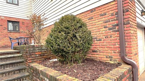 Tiny photo for 144 Kimrose Lane #144, Broadview Heights, OH 44147 (MLS # 5188109)