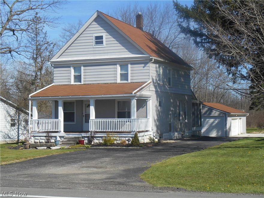 Located in Brunswick Hills this 3 bedroom 2 full bath colonial is situated on a .59 acre lot with a 3 car garage! Updates include hickory kitchen with ceramic tile floor, windows, gas hi-efficient furnace, water heater, wiring and electrical box. There is a 1st floor laundry. 2 floor bath had double bowl sink and jetted tub. Large front porch. Sliding door off the kitchen leads to a nice enclosed porch. Located close to shopping. Easy access to highways.