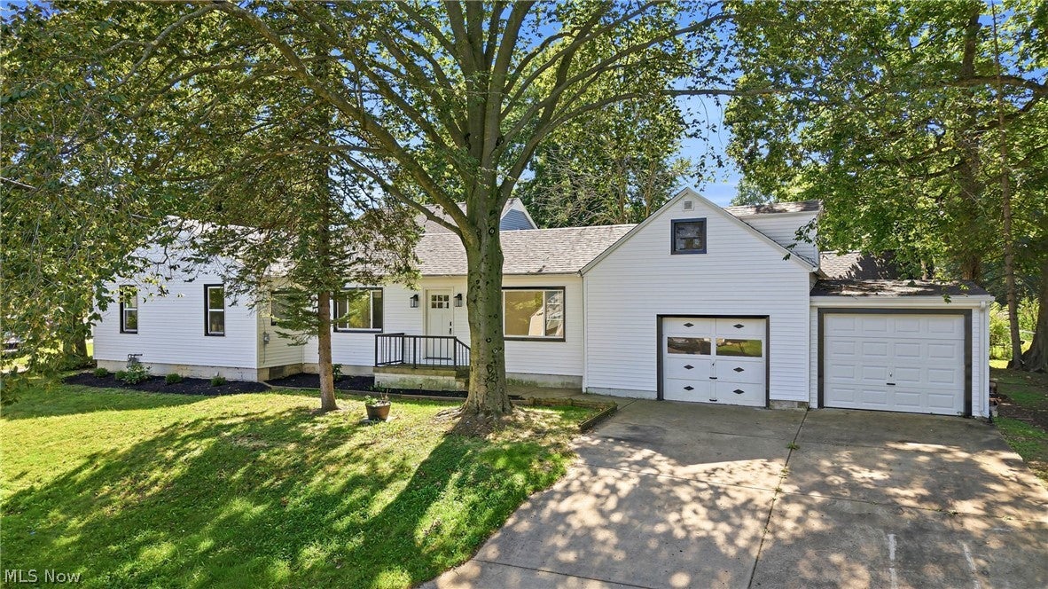 3905 Elmwood Avenue