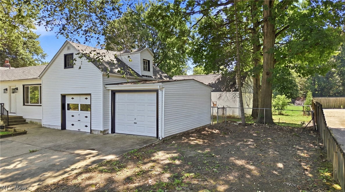 3905 Elmwood Avenue
