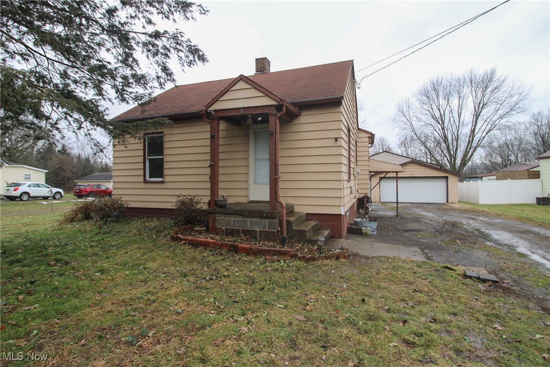 3842 Riblett Road, Youngstown, Ohio image 1