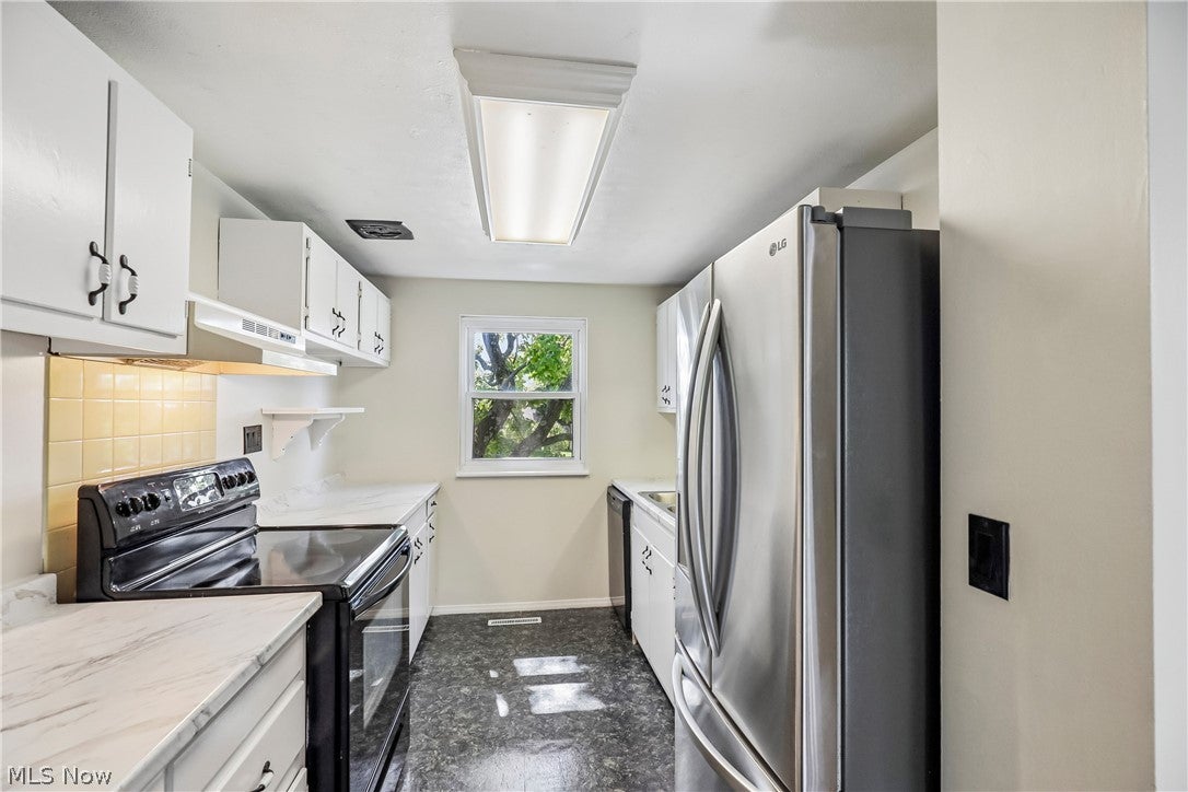 6423 Luton Court