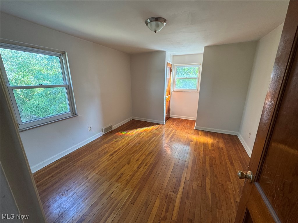 Knickerbocker Land Cos Erie S - Residential Lease