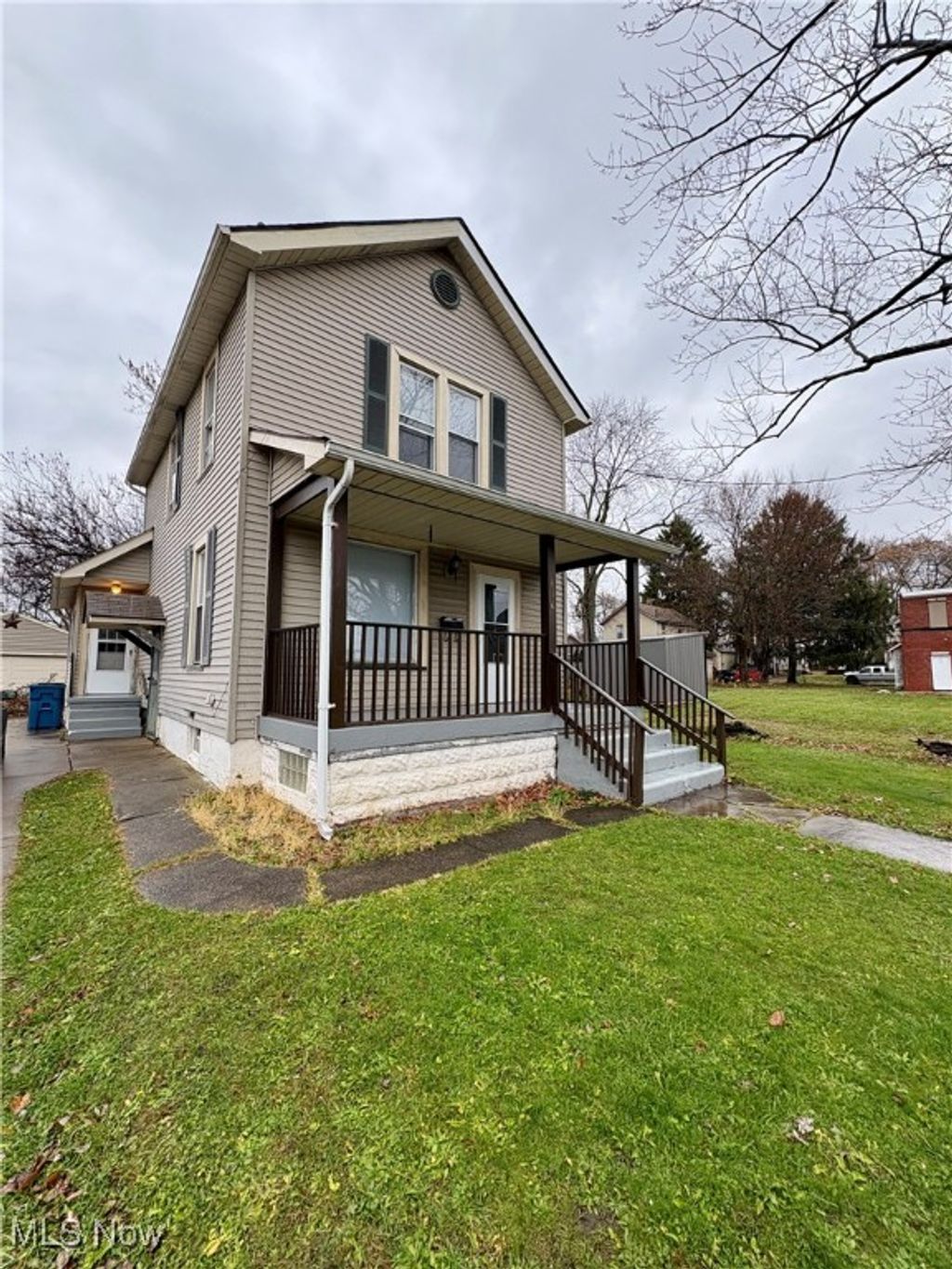 Photo of 816 Fenton Street, Niles, OH 44446 (MLS # 5175719)