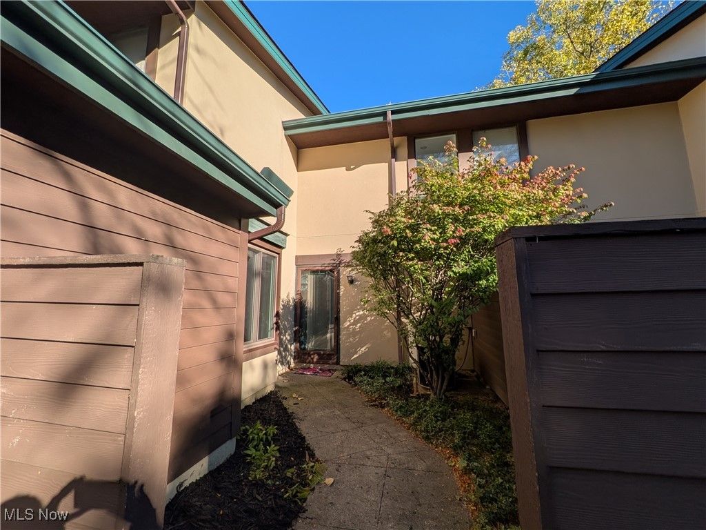 Photo of 210 Teal Trace #210, Mayfield Heights, OH 44124 (MLS # 5163639)