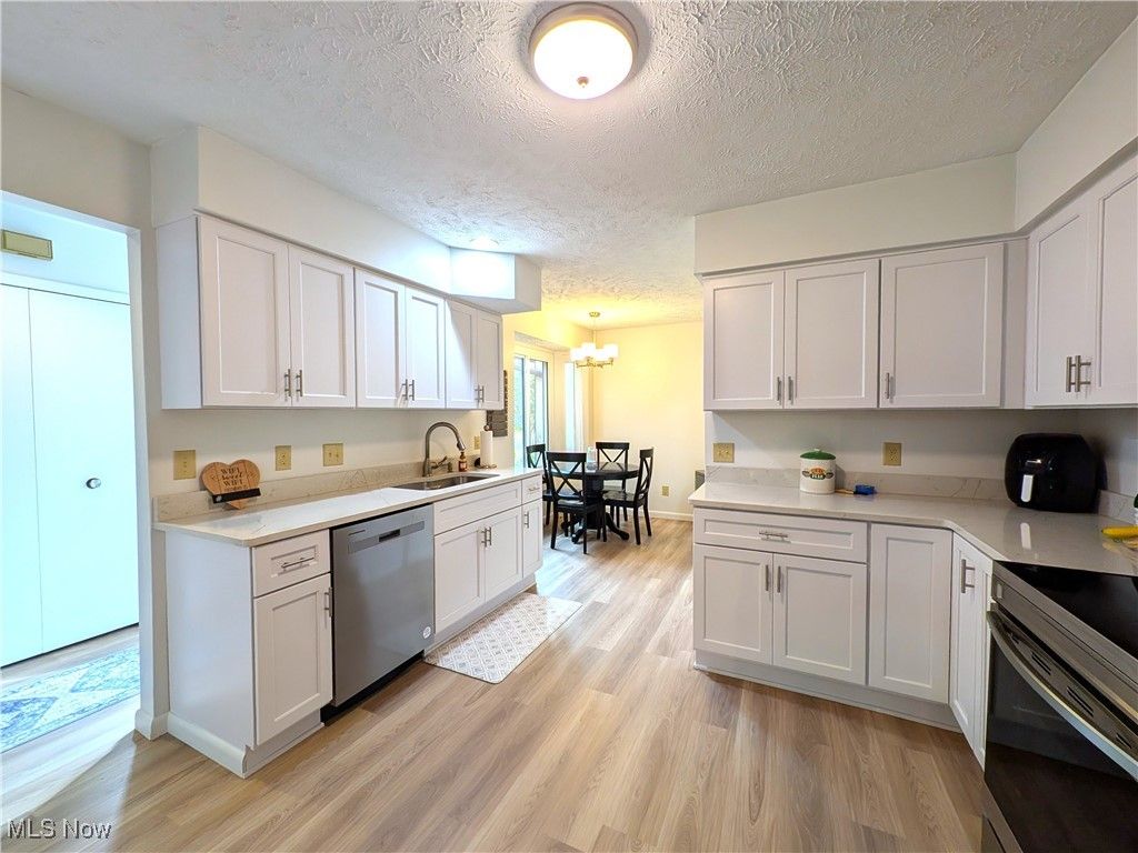 Photo of 210 Teal Trace #210, Mayfield Heights, OH 44124 (MLS # 5163639)