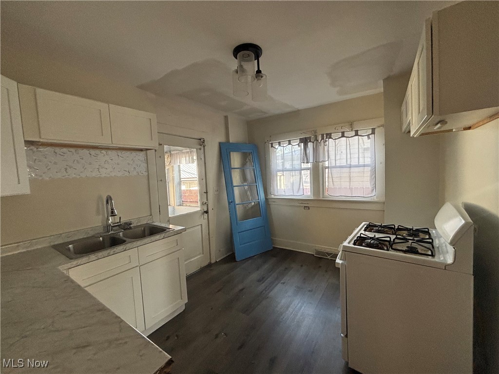 City/Youngstown - Residential