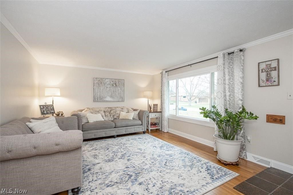 Photo of 6924 Day Drive, Parma, OH 44129 (MLS # 5207564)