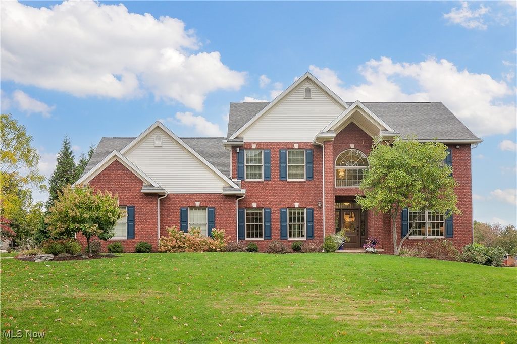 Photo of 2866 Carie Hill Circle NW, Massillon, OH 44646 (MLS # 5167420)