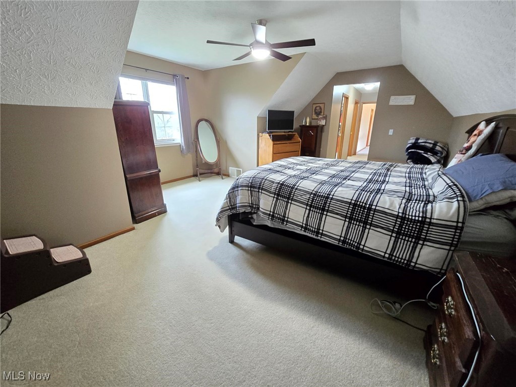 9449 Whalers Cove, Mentor, Ohio image 22