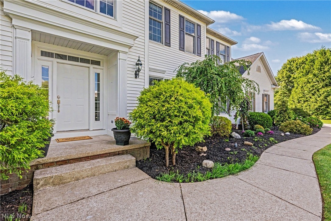 7624 Hempfield Lane