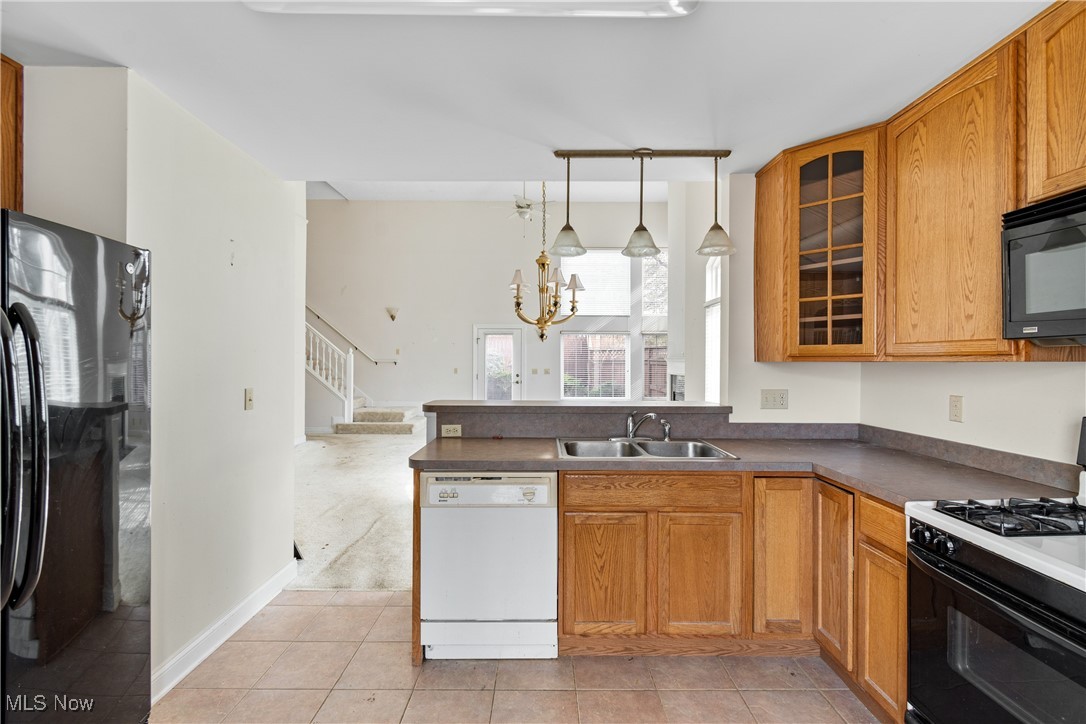 753 Cascade Mills Drive, Akron, Ohio image 12