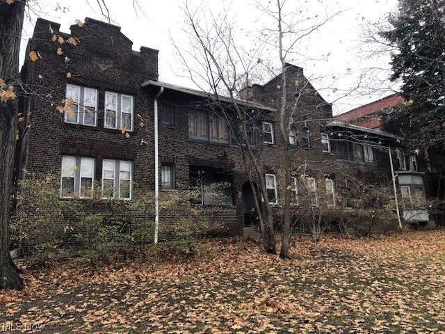 Beautiful hillside brick side by side duplex overlooking the entrance to Cleveland's Cultural Gardens at the border of University Circle. This property boasts awesome curb appeal. Great investment opportunity that requires rehab. Property is sold as is. The neighboring lot is owned by the City of Cleveland and may be available for purchase for parking purposes. Desirable 3 bedroom 1.5 bath units with nice front patios and walk out basements. Second unit street address is 1277 East 100th St.
