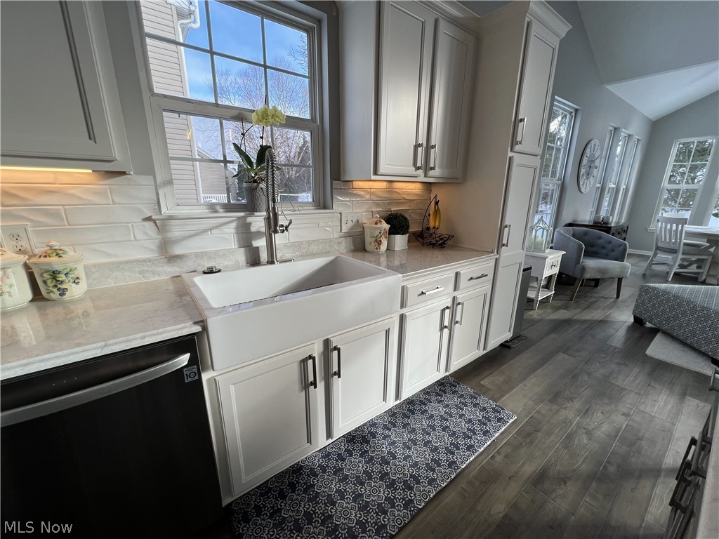 Waterside Xings South 04 - Residential