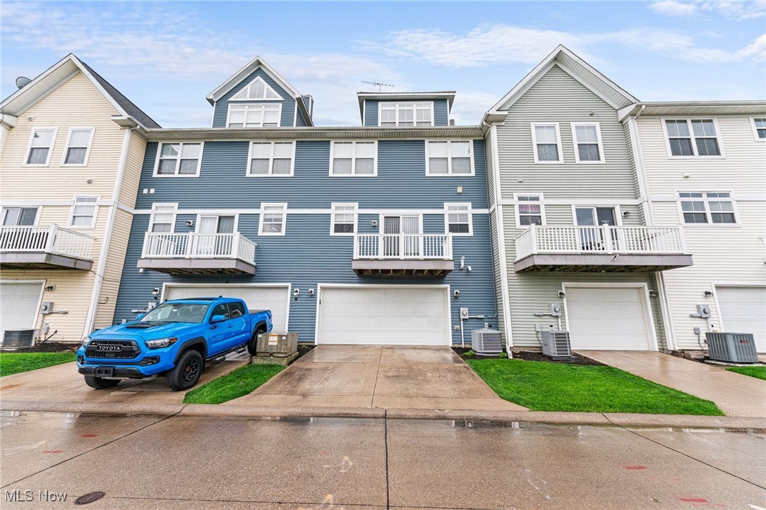 319 California Avenue, Lorain, Ohio image 11