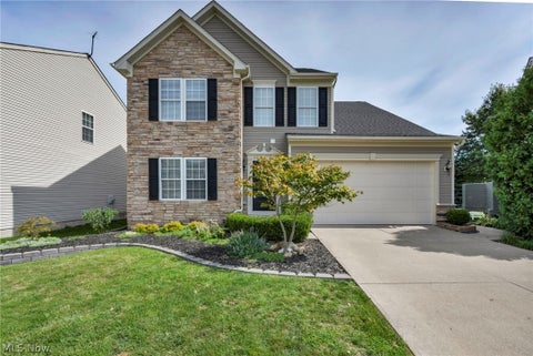 Homes For Sale - 38804 Congressional Lane<br/> Willoughby, OH 44094