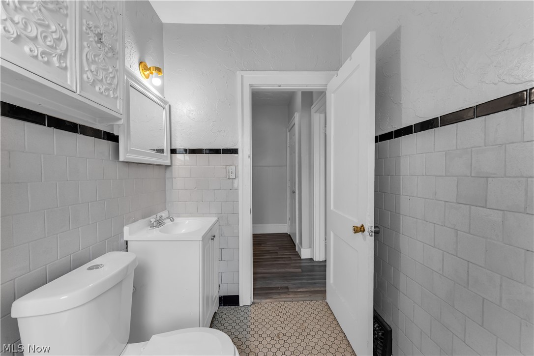 Johnson - Residential Lease