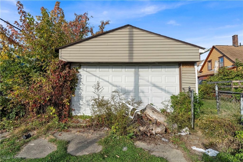 Photo of 7407 Camden Avenue, Cleveland, OH 44102 (MLS # 5167969)