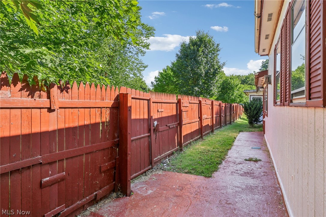 Robert C Moodeys Sub - Residential