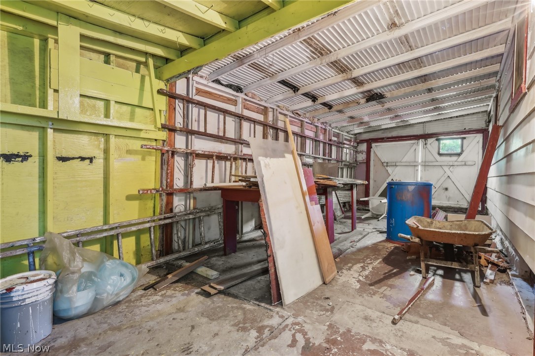 Robert C Moodeys Sub - Residential