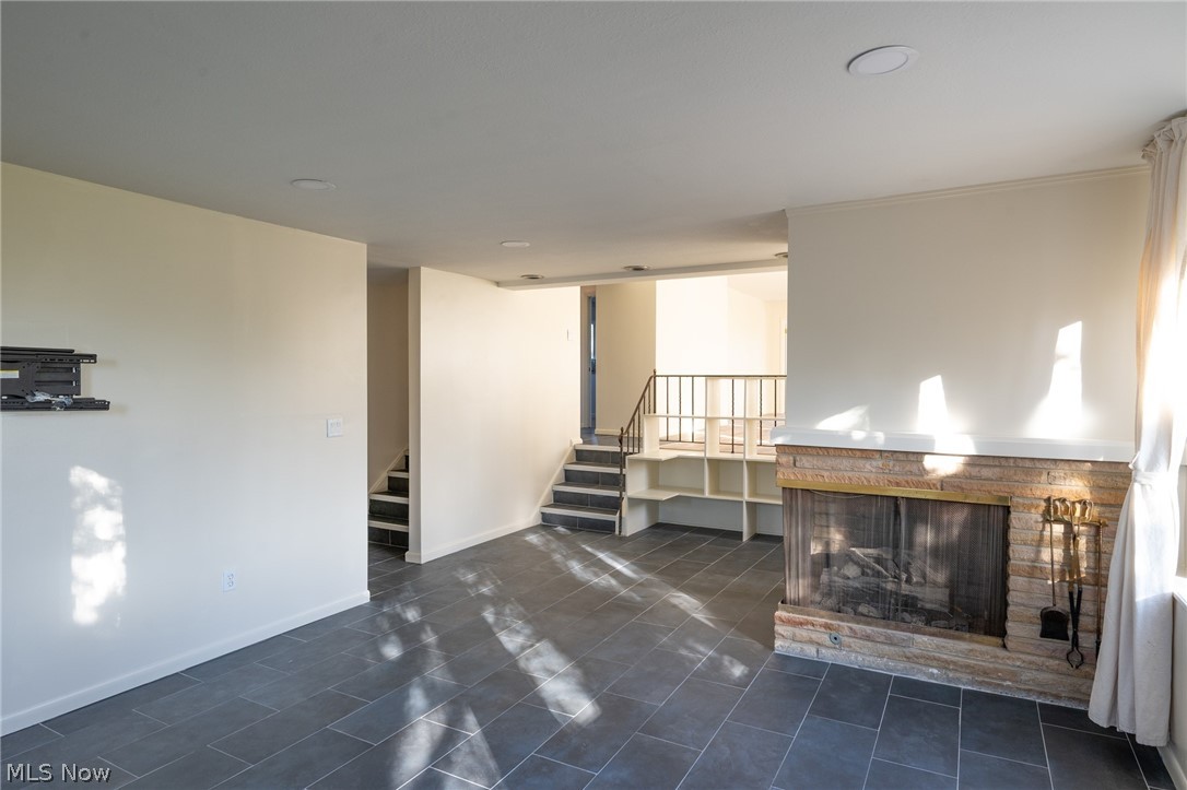 Van Sweringen Co Shaker Cntry - Residential