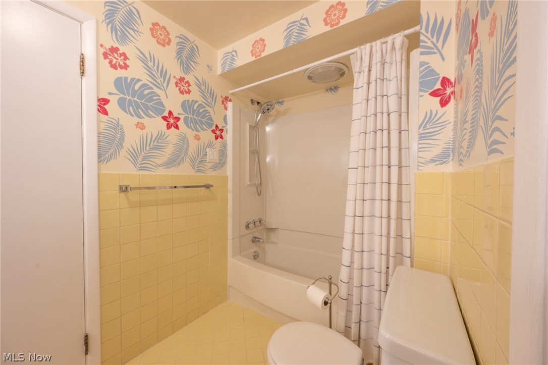 Van Sweringen Co Shaker Cntry - Residential