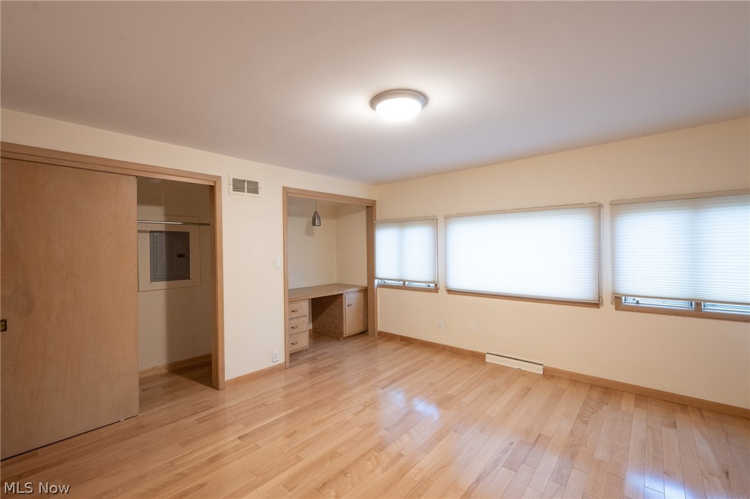 Van Sweringen Co Shaker Cntry - Residential