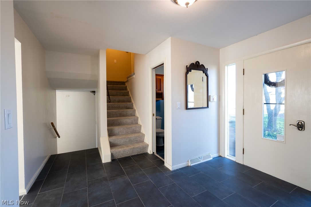 Van Sweringen Co Shaker Cntry - Residential