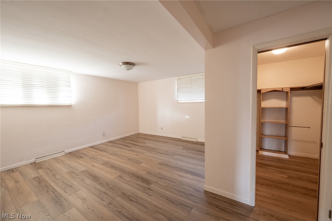 Van Sweringen Co Shaker Cntry - Residential