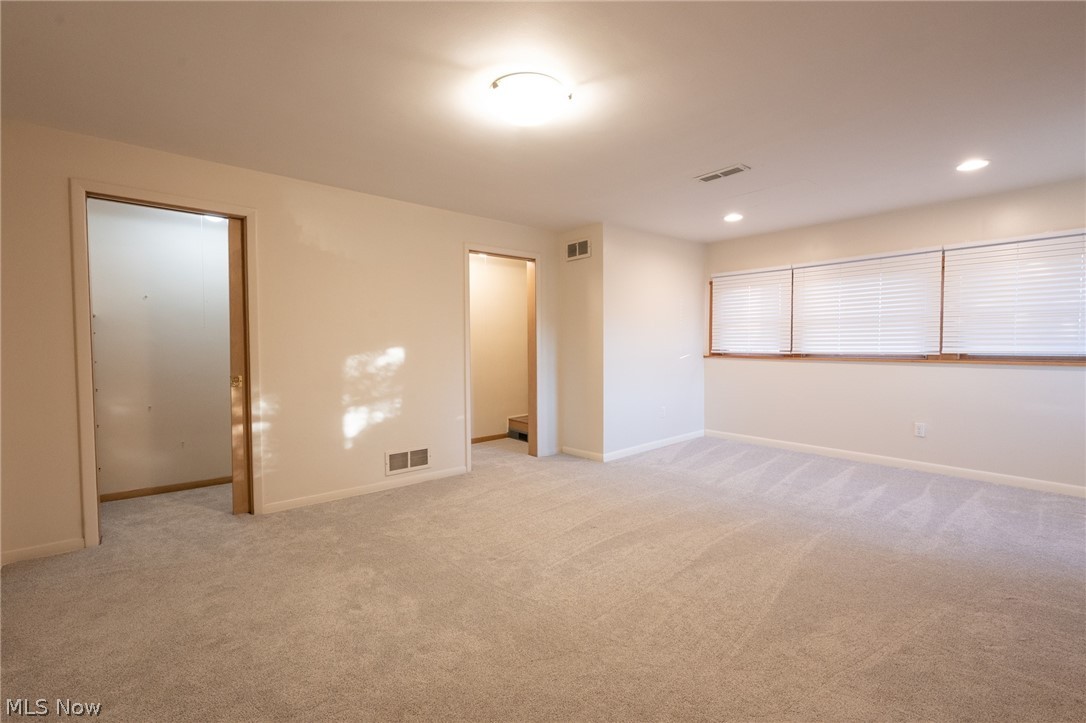 Van Sweringen Co Shaker Cntry - Residential