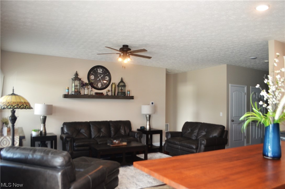 Cinnamon Lake - Residential