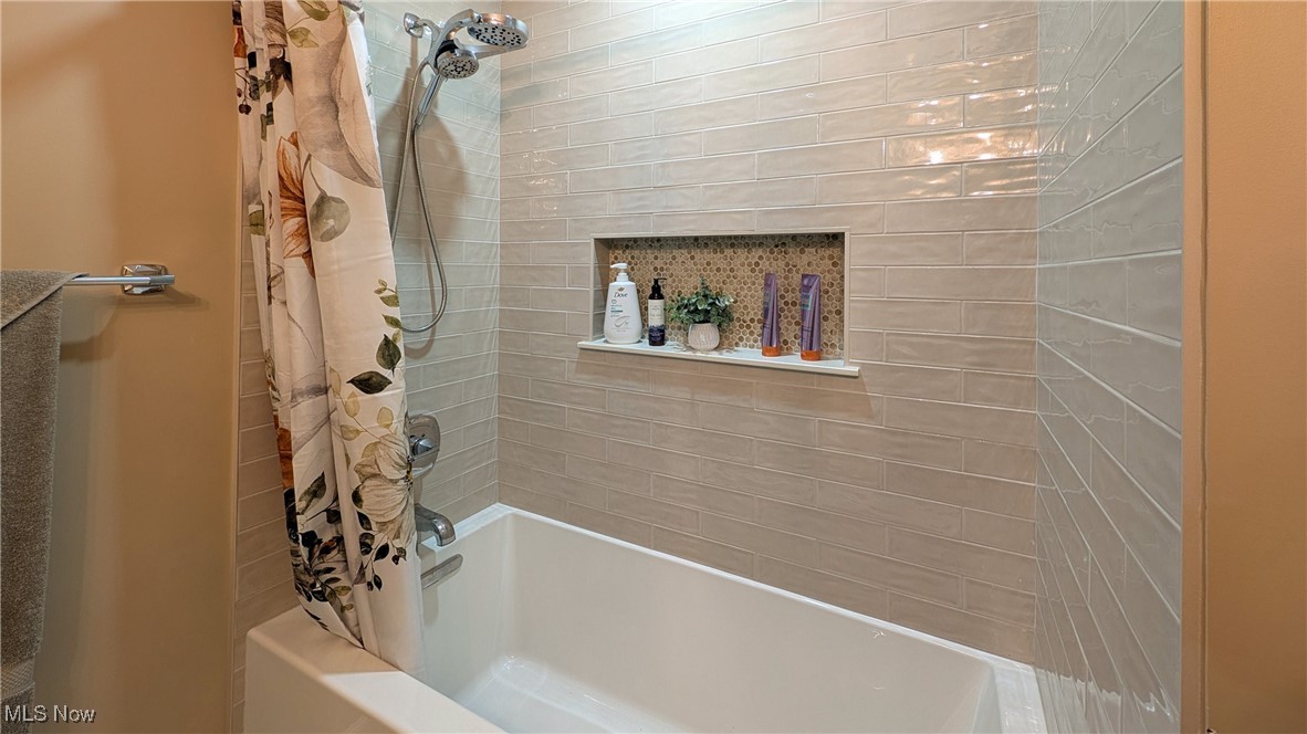 Applewood Acres - Residential