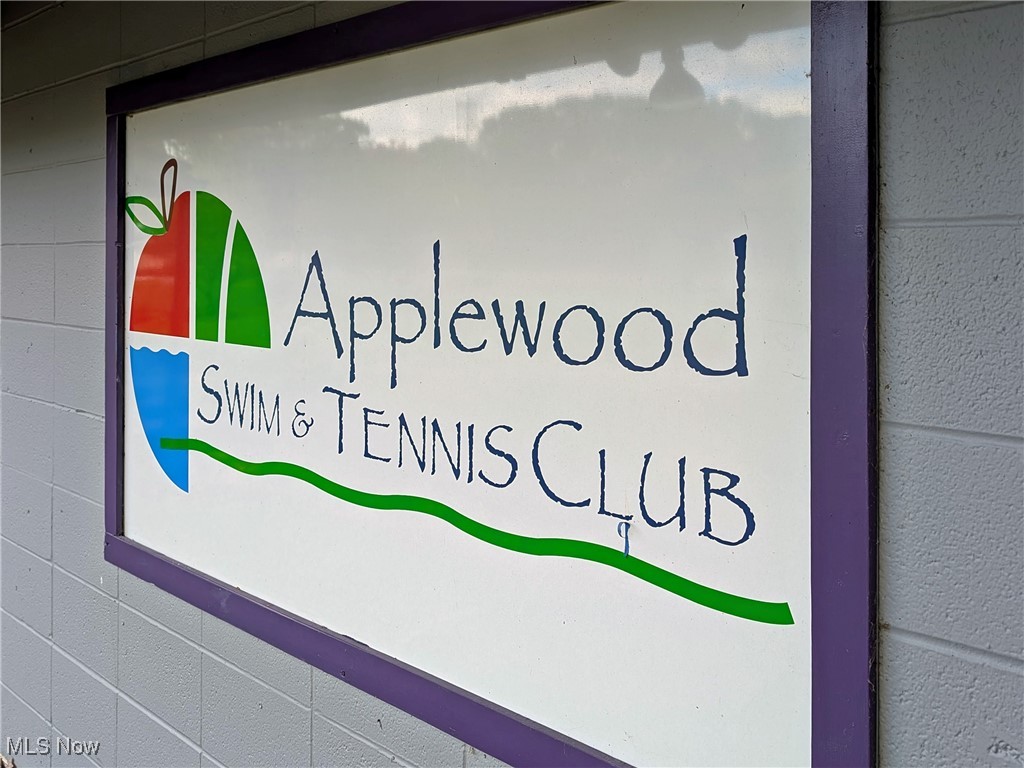 Applewood Acres - Residential