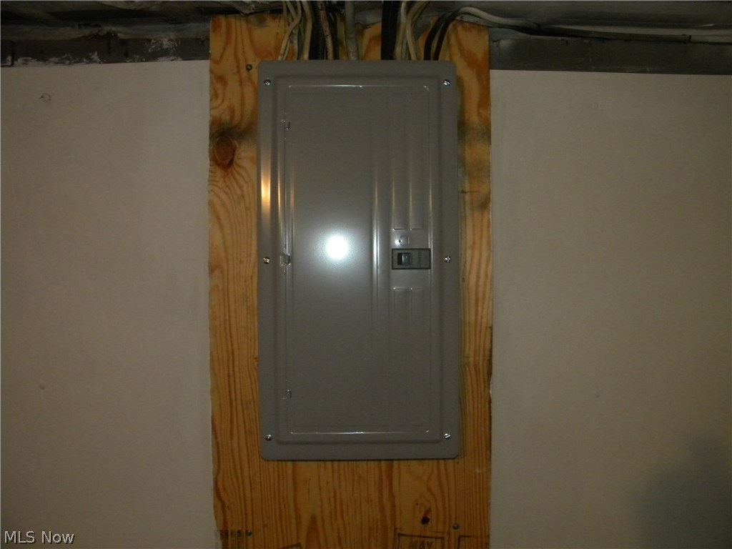 J Ed Good Park - Residential