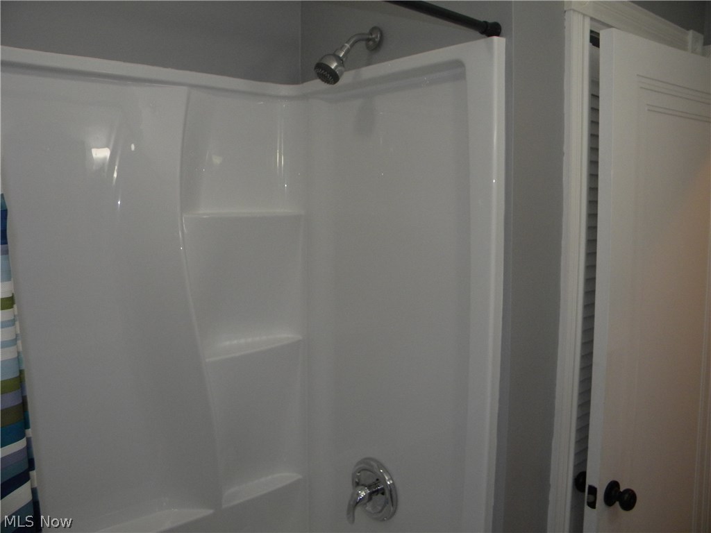 J Ed Good Park - Residential