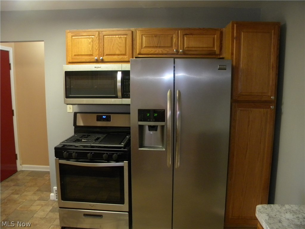 J Ed Good Park - Residential