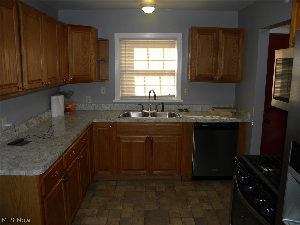 J Ed Good Park - Residential