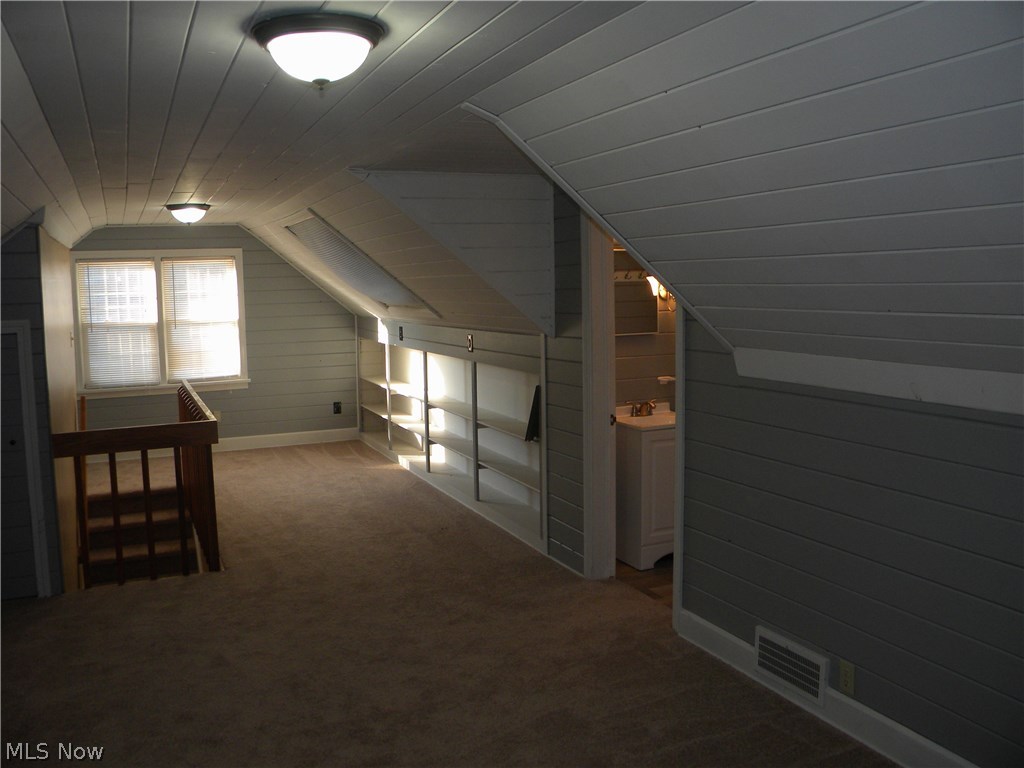 J Ed Good Park - Residential