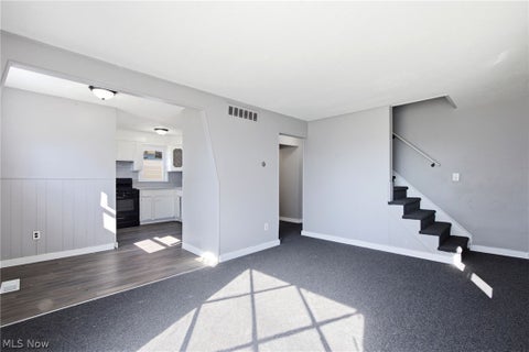 Tiny photo for 4469 E 154th Street, Cleveland, OH 44128 (MLS # 5240810)