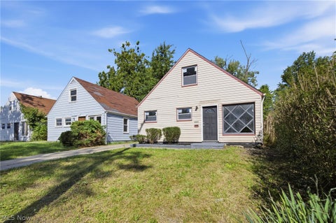 Tiny photo for 4469 E 154th Street, Cleveland, OH 44128 (MLS # 5240810)