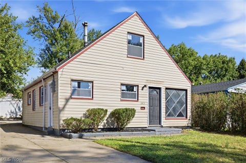 Tiny photo for 4469 E 154th Street, Cleveland, OH 44128 (MLS # 5240810)